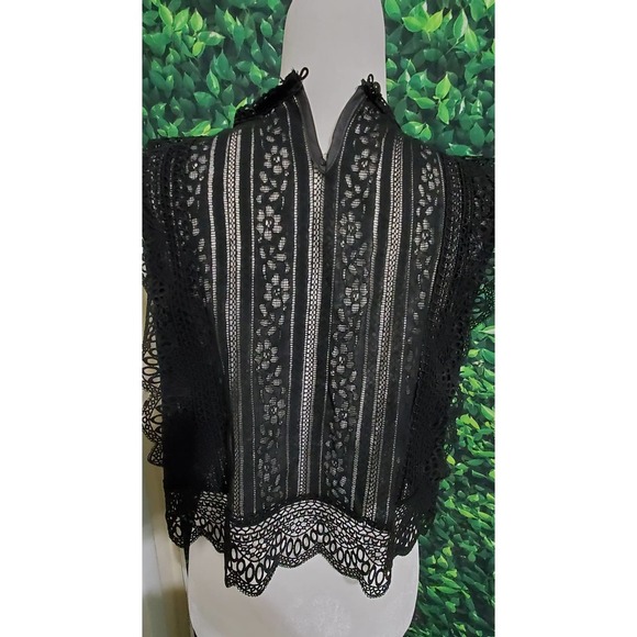 NWT ChicWish Crochet Lacey Sleeveless Croptop - Black M - Picture 4 of 10